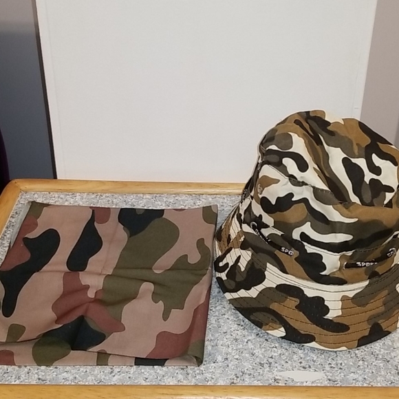 Geyoga Camouflage Bucket Hat and Gaitor - Picture 4 of 6